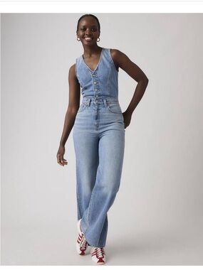 NWT Levi’s Denim Wide Leg Own It Jumpsuit size 27